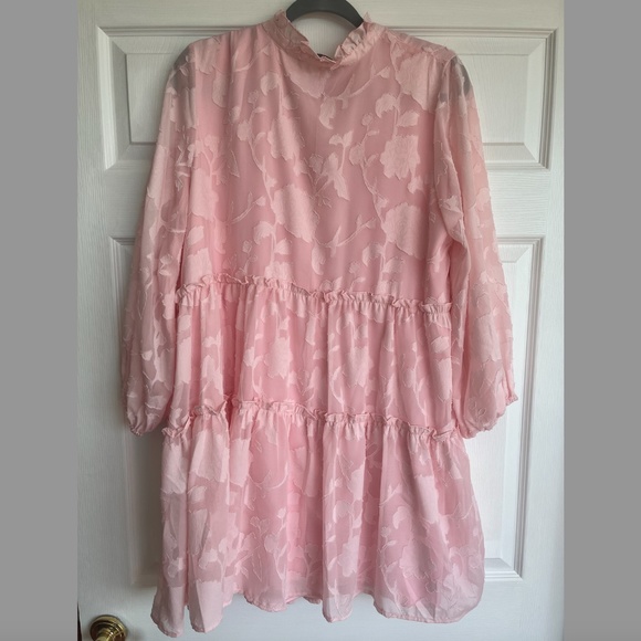 ELOQUII Tiered 3/4 Sleeve Dress in Pink - Picture 2 of 6